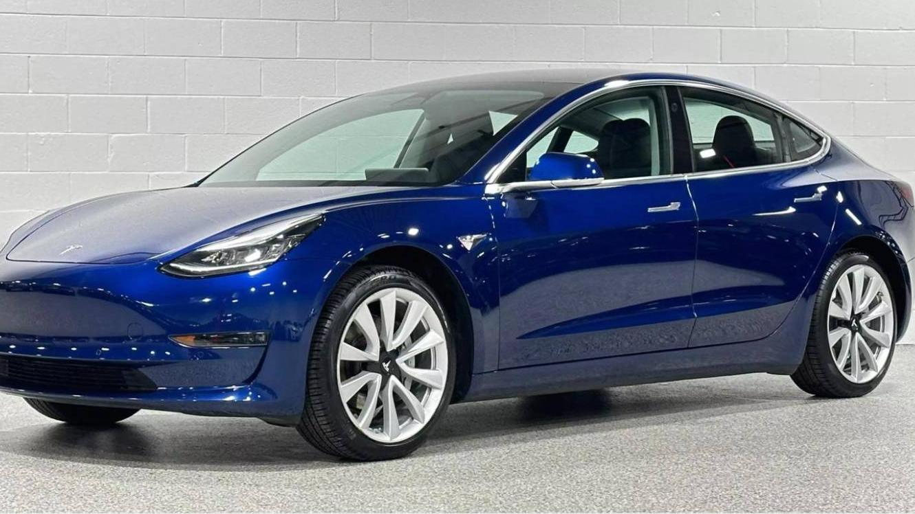 TESLA MODEL 3 2018 5YJ3E1EA5JF031804 image